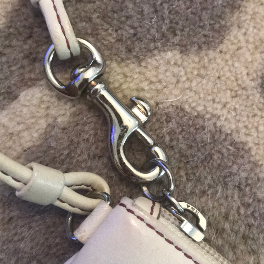 Coach white wristlet - Picture 6 of 6